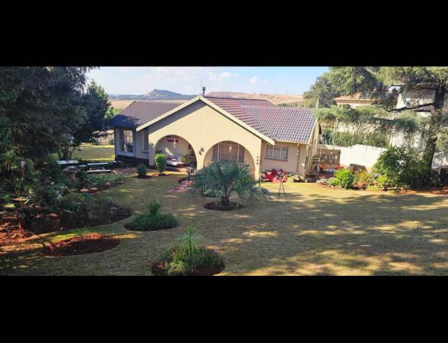 4 BEDROOM HOUSE FOR SALE IN HILLSHAVEN